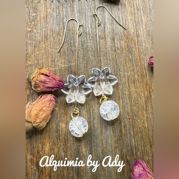 Clear Quartz flowers extra long earrings - Picture 1 of 1